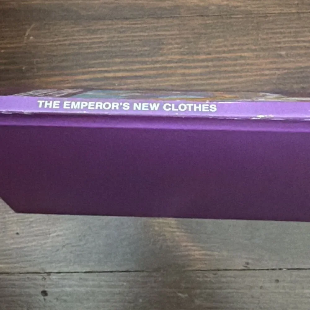 Vintage 1979 The Emperors New Clothes Book Troll Associates